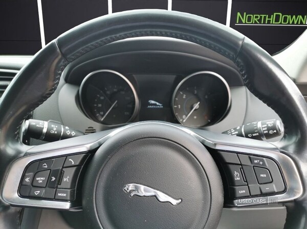 Used Jaguar F-Pace 2017 for sale - 76702848: Photo 11