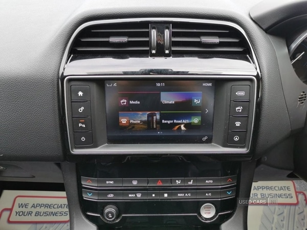 Used Jaguar F-Pace 2017 for sale - 76702848: Photo 16