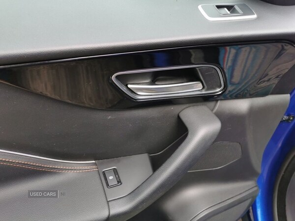 Used Jaguar F-Pace 2017 for sale - 76702848: Photo 17