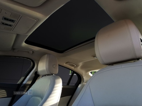 Used Jaguar XE 2016 for sale - 76887848: Photo 21