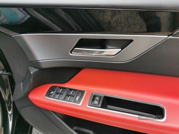 Used Jaguar XF 2017 for sale - 76308501: Photo 12
