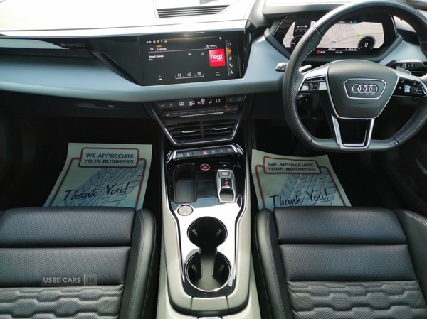 Used Audi e-tron GT 2022 for sale - 76702847: Photo 15