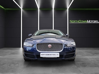 Used Jaguar XE 2016 for sale - 76073573: Photo 2