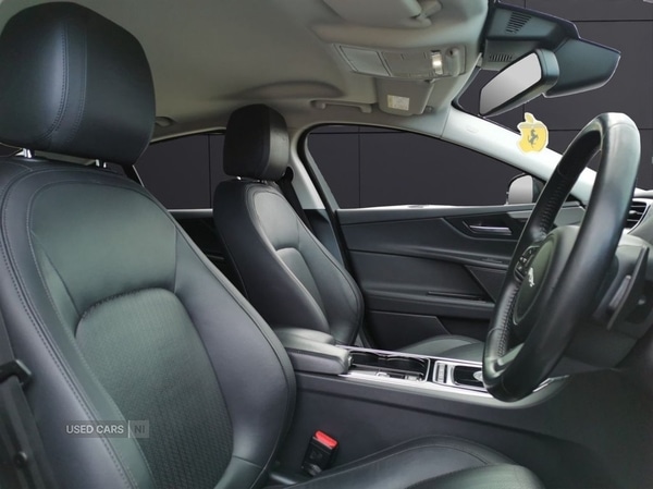 Used Jaguar XE 2016 for sale - 76073573: Photo 9