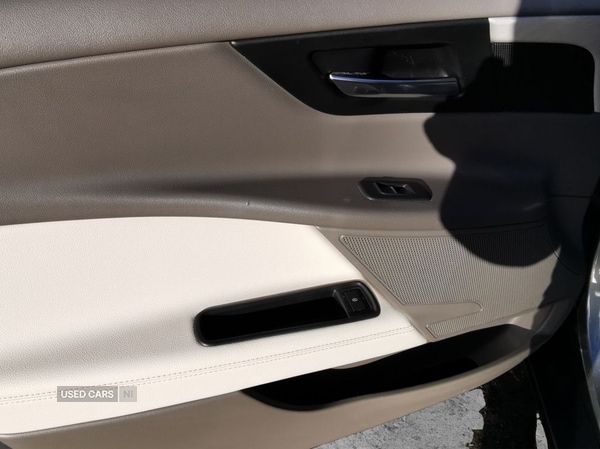 Used Jaguar XE 2016 for sale - 77292552: Photo 17