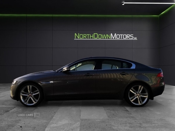 Used Jaguar XE 2016 for sale - 77292552: Photo 3