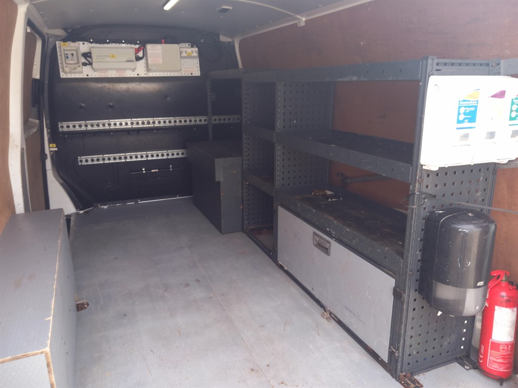 Used Volkswagen Transporter 2017 for sale - 77354040: Photo 13