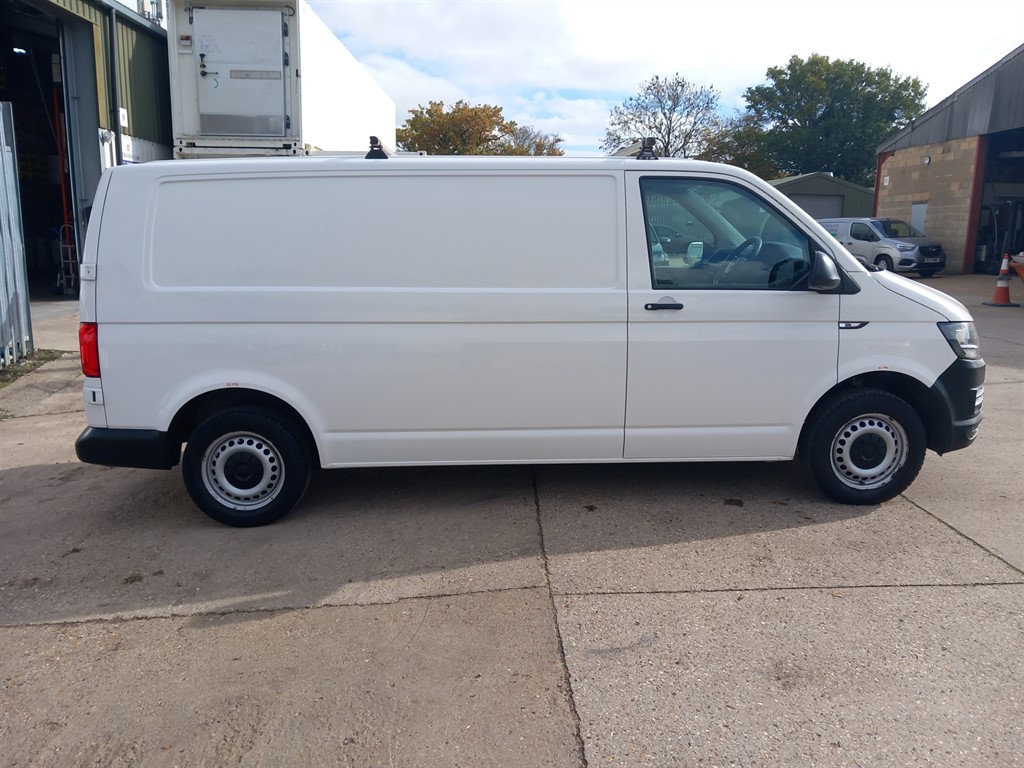 Used Volkswagen Transporter 2017 for sale - 77354040: Photo 6