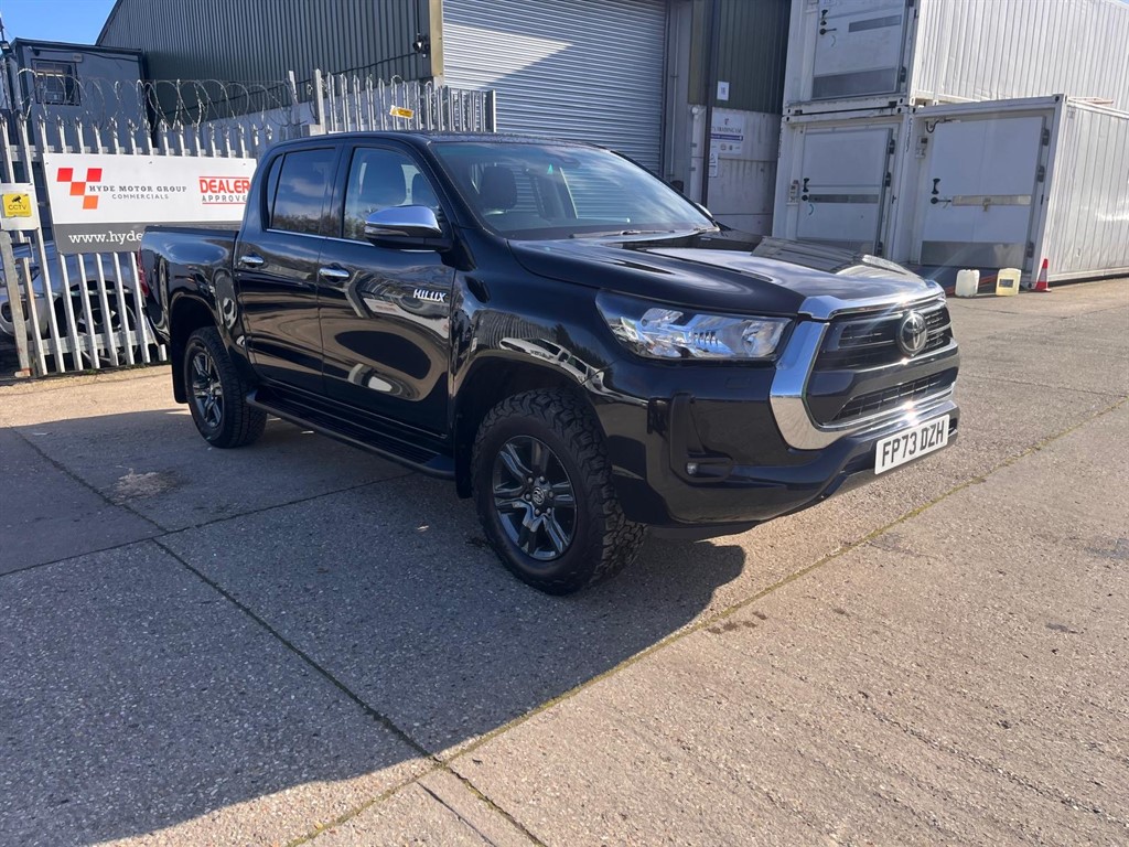Used Toyota Hilux 2023 for sale - 77928002: Photo 8