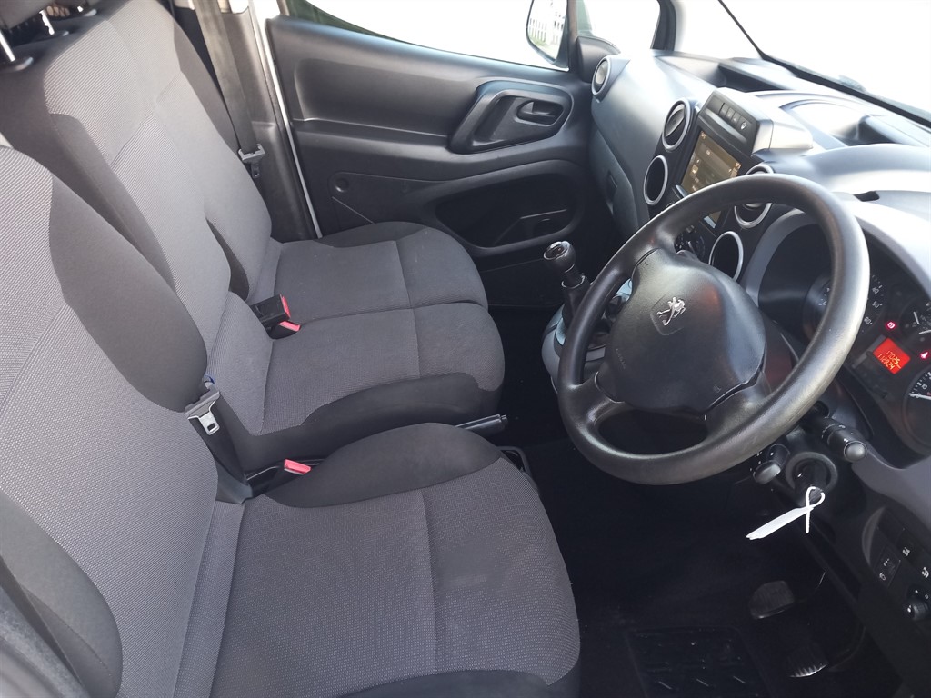 Used Peugeot Partner 2018 for sale - 76404931: Photo 11