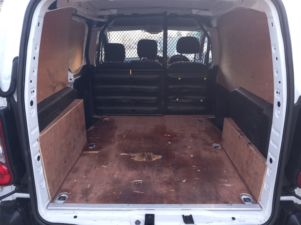 Used Peugeot Partner 2018 for sale - 76404931: Photo 16