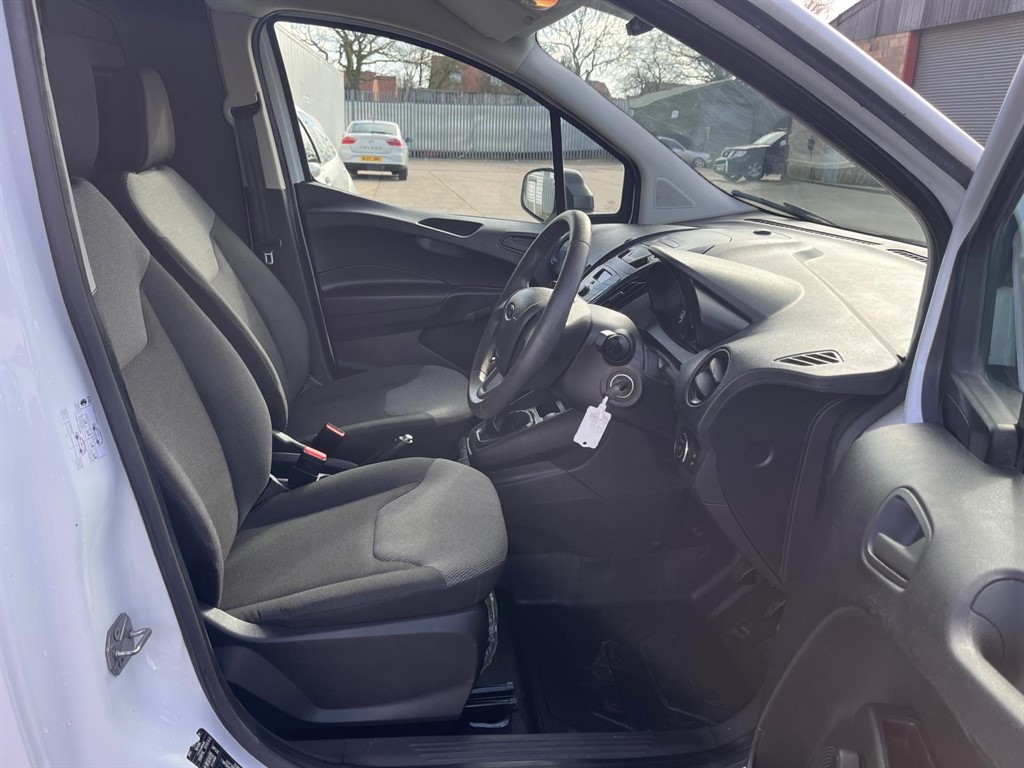 Used Ford Transit Courier 2023 for sale - 77927999: Photo 11