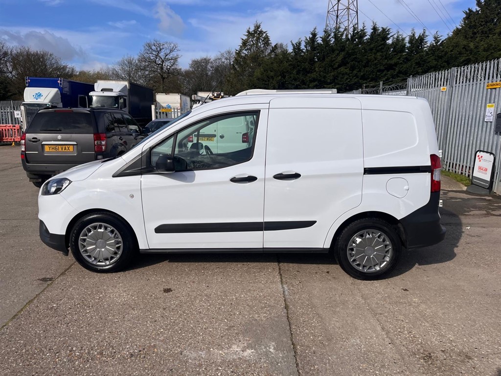 Used Ford Transit Courier 2023 for sale - 77927999: Photo 2