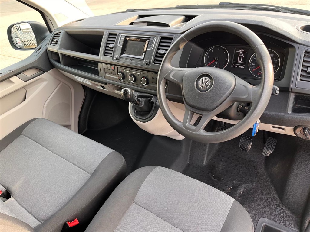 Used Volkswagen Transporter 2018 for sale - 77983112: Photo 12