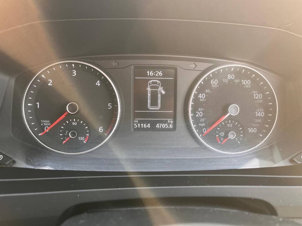 Used Volkswagen Transporter 2018 for sale - 77983112: Photo 17