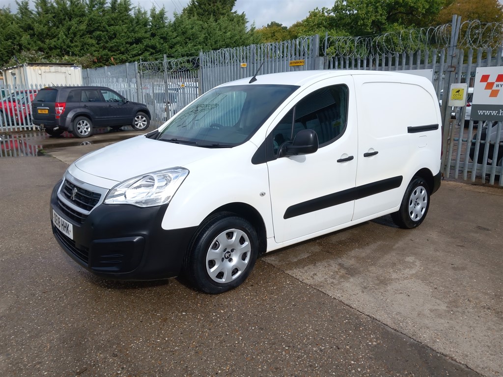Used Peugeot Partner 2018 for sale - 75902507: Photo 2