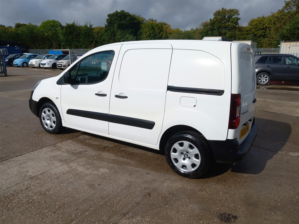 Used Peugeot Partner 2018 for sale - 75902507: Photo 4