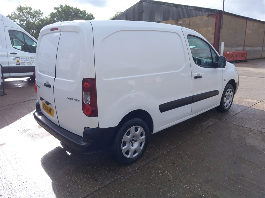 Used Peugeot Partner 2018 for sale - 75902507: Photo 5