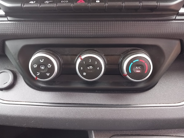 Used Renault Trafic 2023 for sale - 75648689: Photo 15