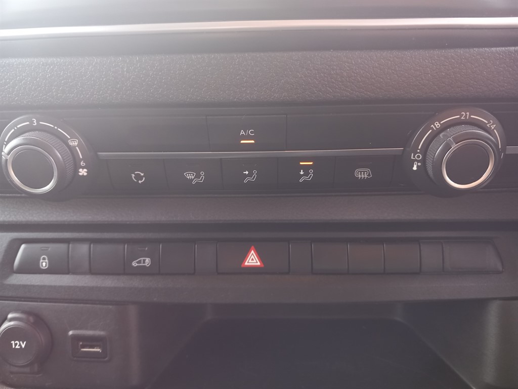 Used Vauxhall Vivaro 2022 for sale - 76351121: Photo 15