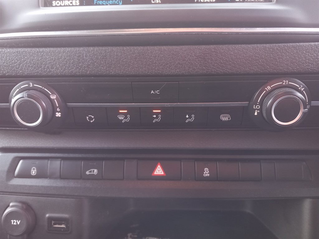 Used Peugeot Expert 2019 for sale - 77025679: Photo 15