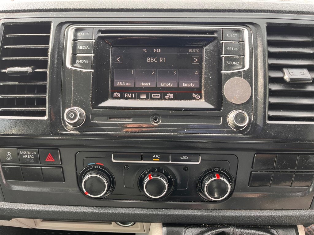 Used Volkswagen Transporter 2018 for sale - 78219095: Photo 15