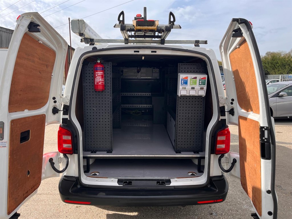 Used Volkswagen Transporter 2018 for sale - 78219095: Photo 17