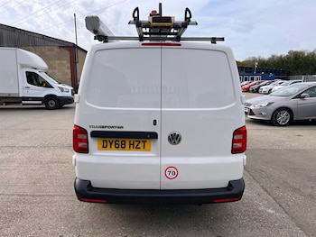 Used Volkswagen Transporter 2018 for sale - 78219095: Photo