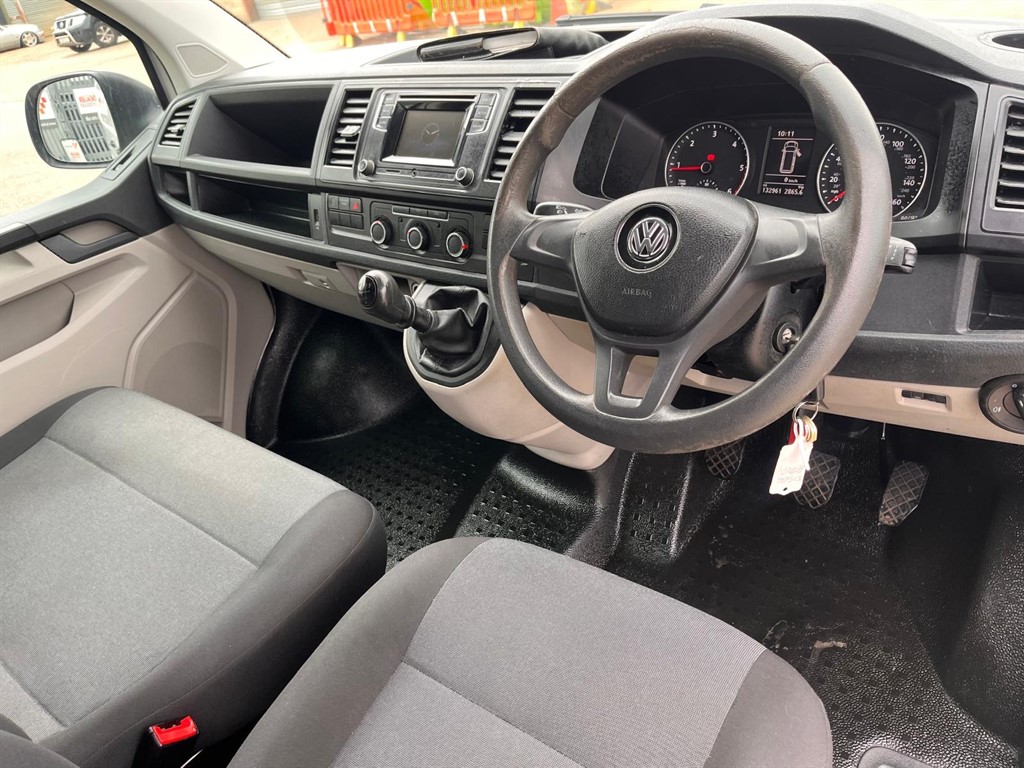 Used Volkswagen Transporter 2018 for sale - 78219102: Photo 12