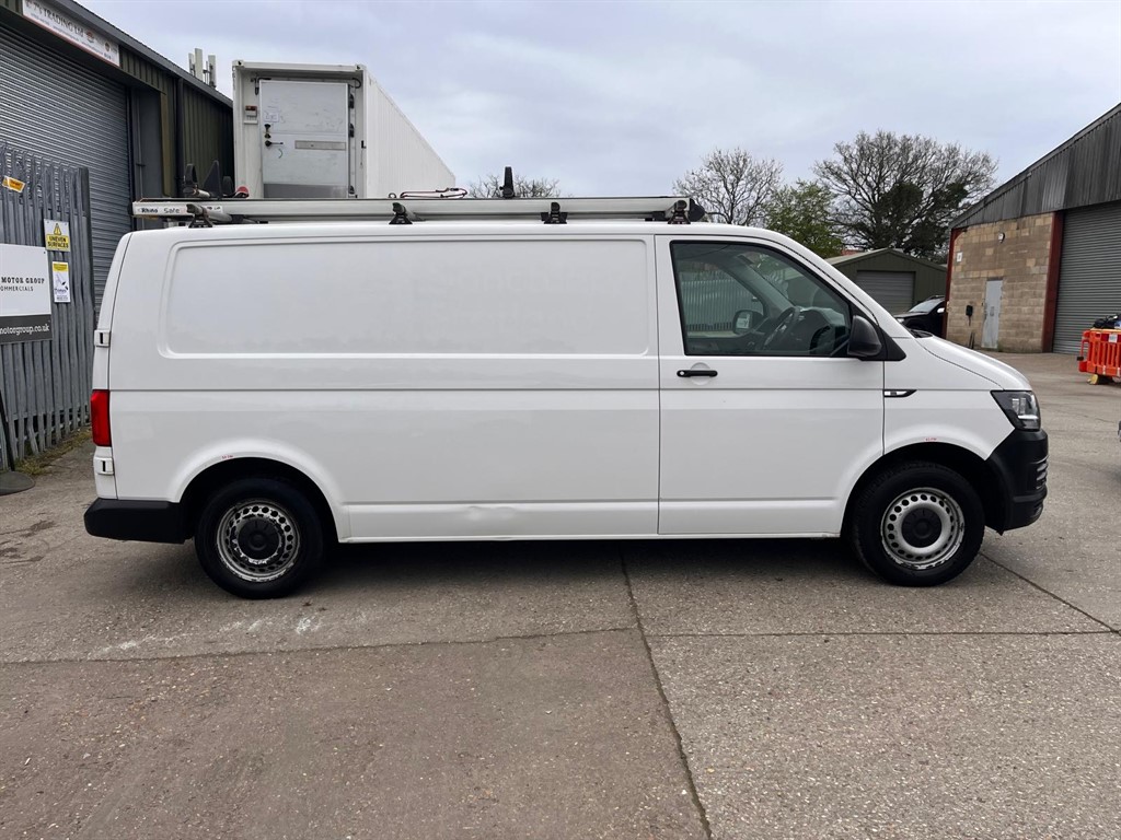 Used Volkswagen Transporter 2018 for sale - 78219102: Photo 6