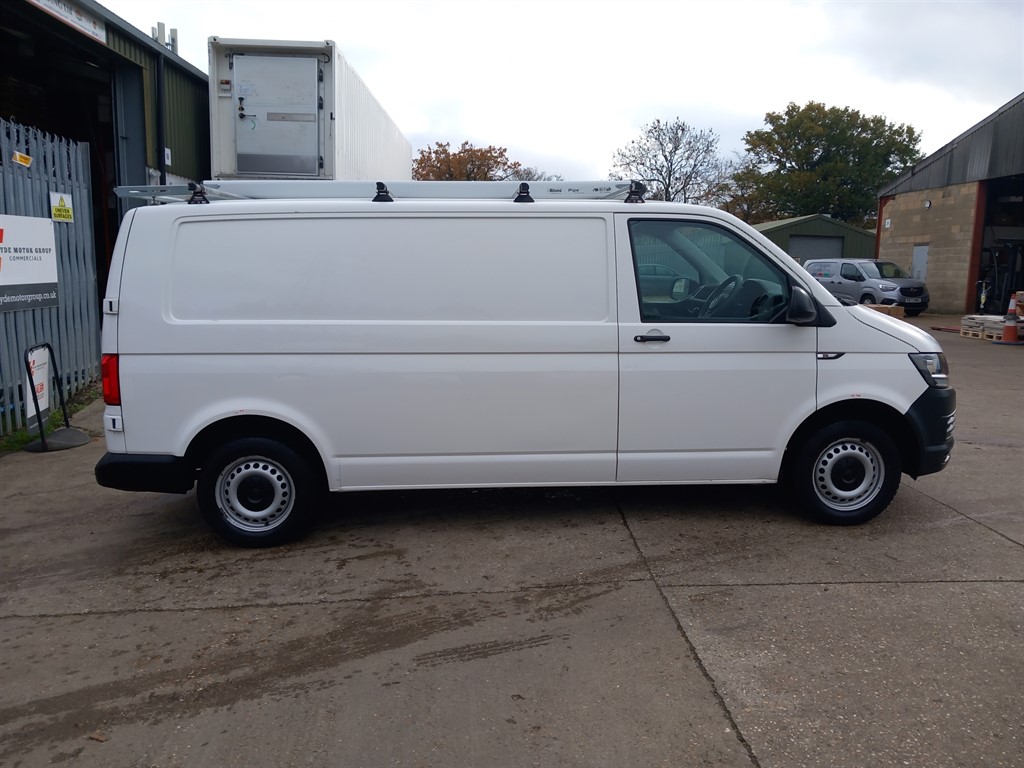 Used Volkswagen Transporter 2017 for sale - 76532370: Photo 5