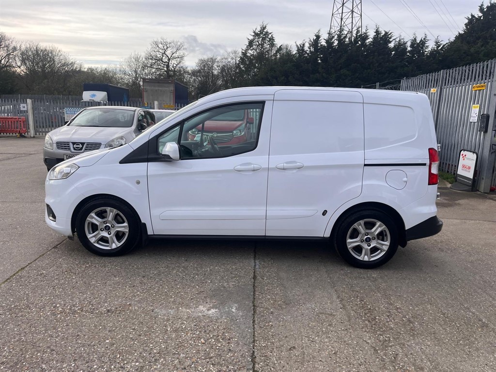 Used Ford Transit Courier 2022 for sale - 77885657: Photo 2