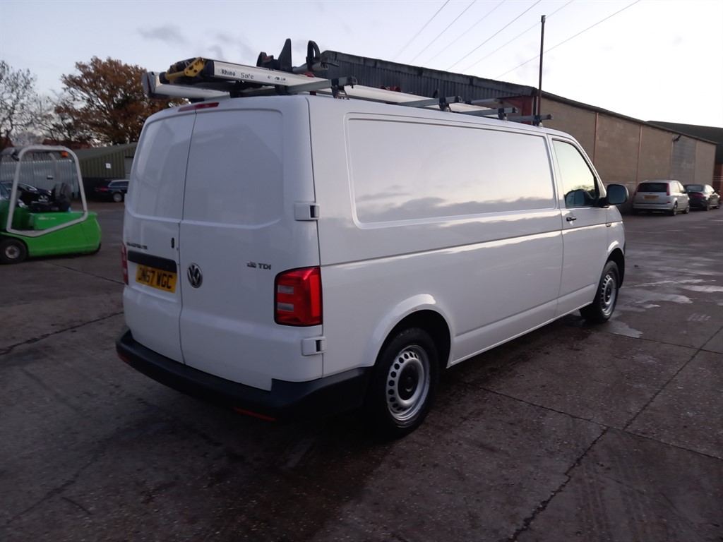 Used Volkswagen Transporter 2017 for sale - 76796696: Photo 3