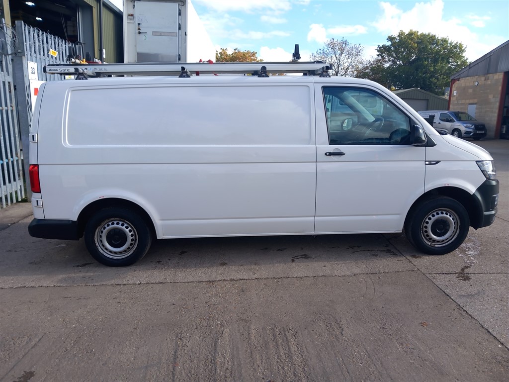 Used Volkswagen Transporter 2017 for sale - 76351083: Photo 5