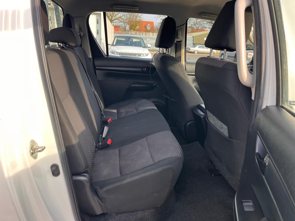 Used Toyota Hilux 2020 for sale - 77983113: Photo 10