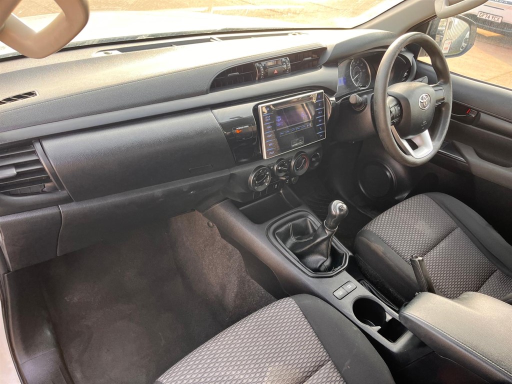 Used Toyota Hilux 2020 for sale - 77983113: Photo 12