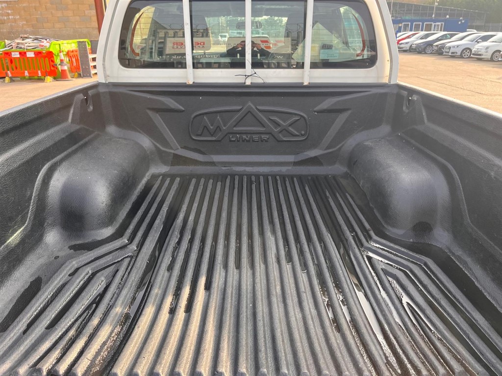 Used Toyota Hilux 2020 for sale - 77983113: Photo 5