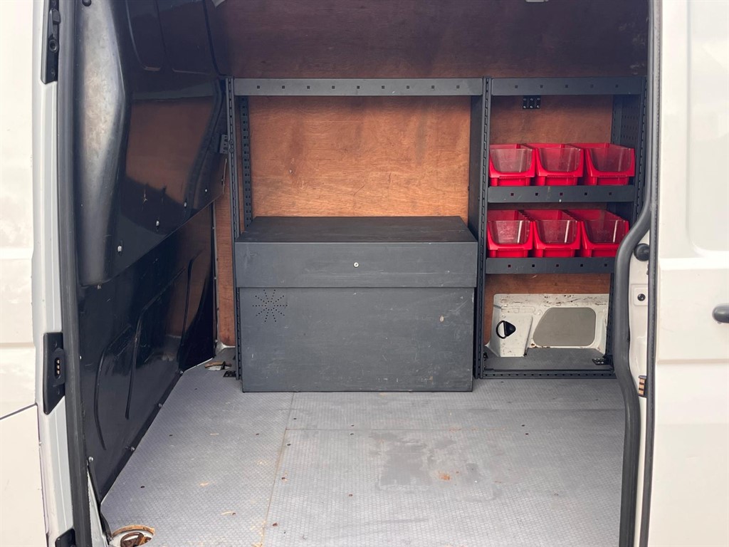 Used Volkswagen Transporter 2018 for sale - 77856009: Photo 17