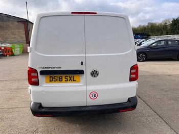 Used Volkswagen Transporter 2018 for sale - 77856009: Photo