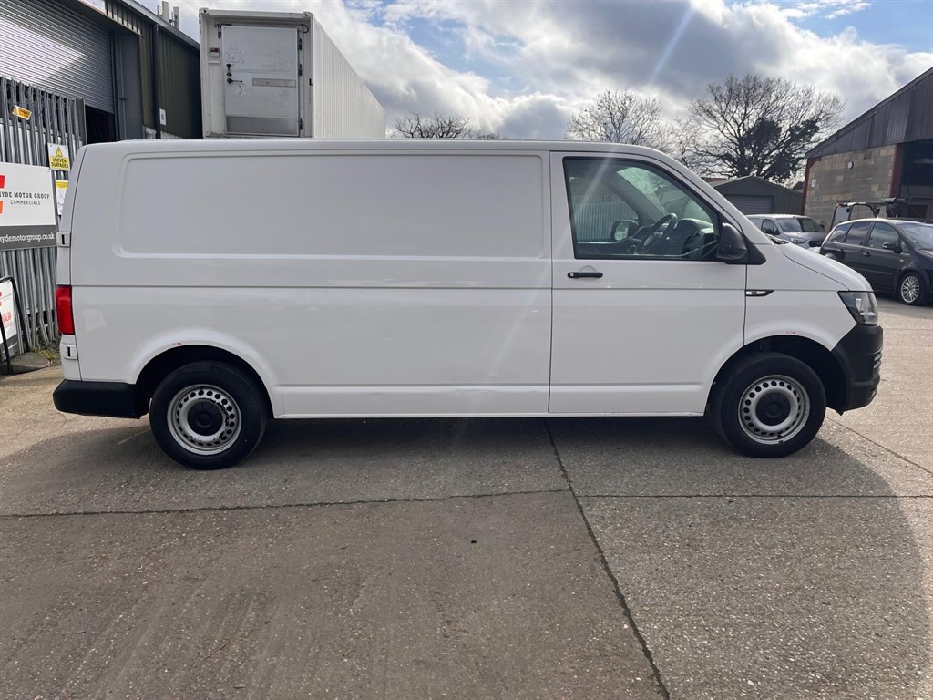 Used Volkswagen Transporter 2018 for sale - 77856009: Photo 6