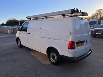 Used Volkswagen Transporter 2017 for sale - 78385494: Photo