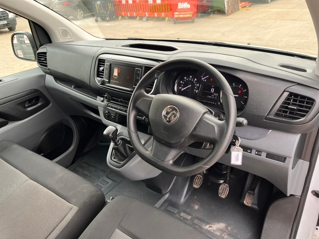 Used Vauxhall Vivaro 2022 for sale - 77686076: Photo 12