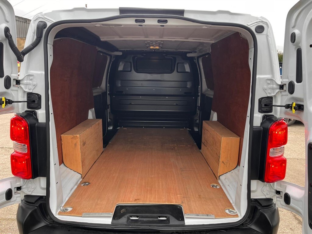 Used Vauxhall Vivaro 2022 for sale - 77686076: Photo 15