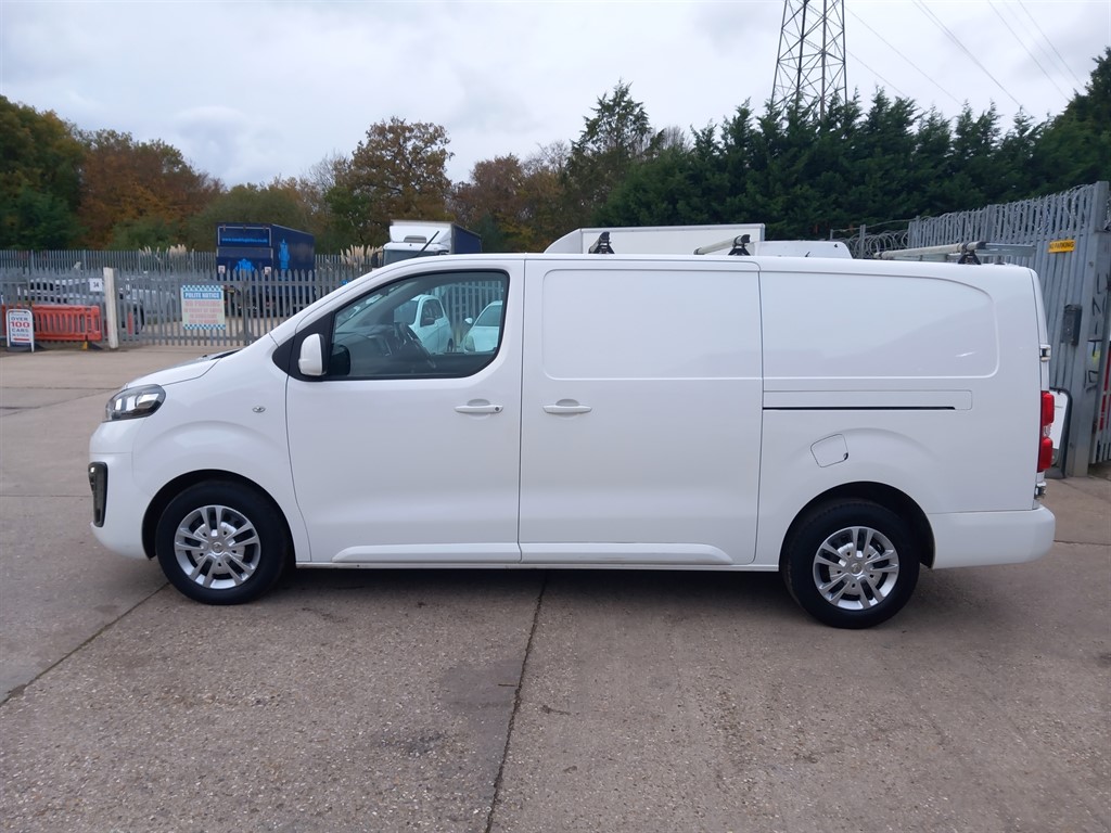 Used Vauxhall Vivaro 2021 for sale - 76420720: Photo 2