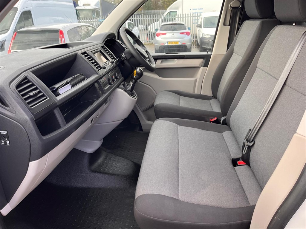 Used Volkswagen Transporter 2018 for sale - 77389272: Photo 10