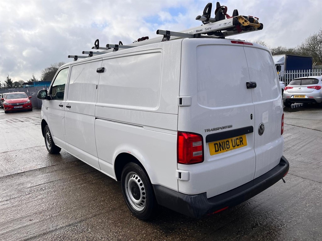 Used Volkswagen Transporter 2018 for sale - 77389272: Photo 5