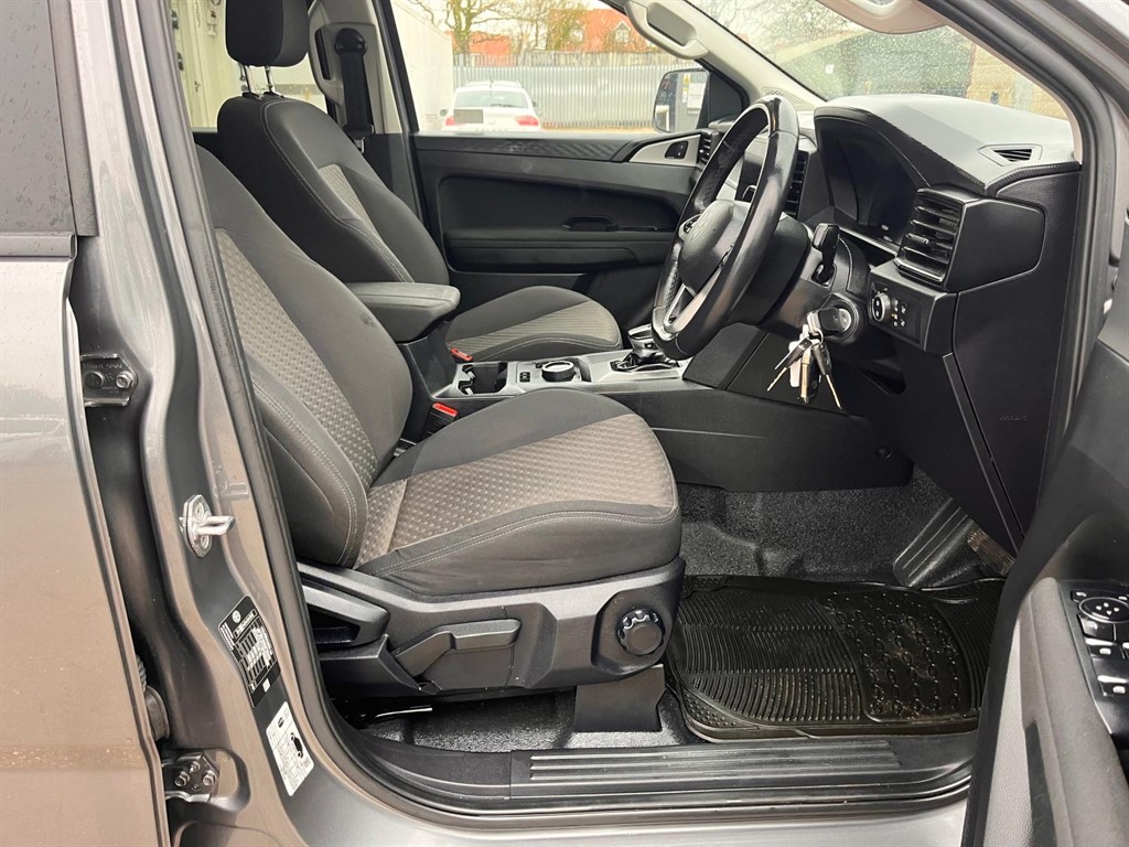 Used Volkswagen Amarok 2024 for sale - 78063703: Photo 16