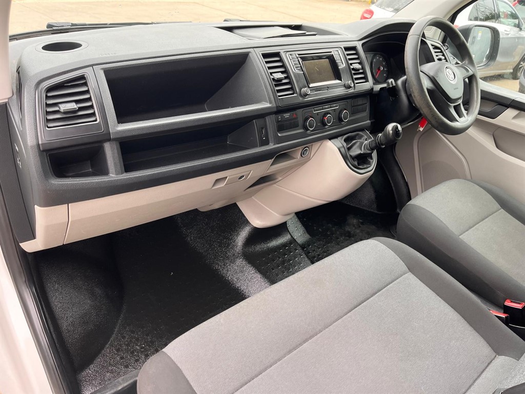 Used Volkswagen Transporter 2017 for sale - 78219096: Photo 10