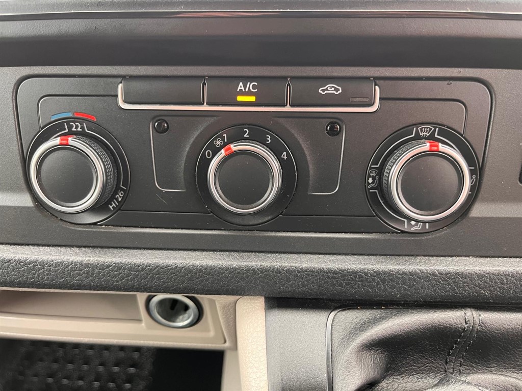 Used Volkswagen Transporter 2017 for sale - 78219096: Photo 16