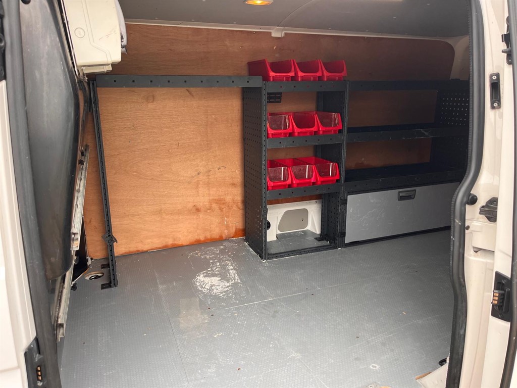 Used Volkswagen Transporter 2017 for sale - 78219096: Photo 20